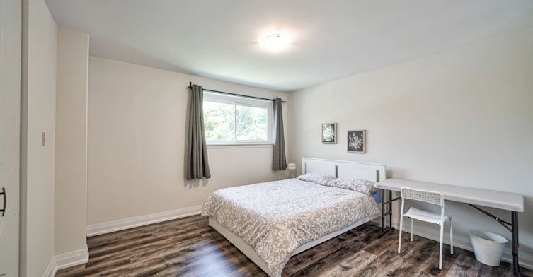 50 Axsmith Crescent, Toronto, ON, M2J 3K3 - 26