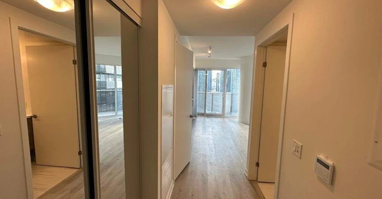 2515-138 Downes Street, Toronto, ON, M5E 0E4