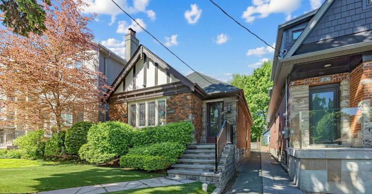 138 Castlewood Road, Toronto, ON, M5N 2L6 - 2