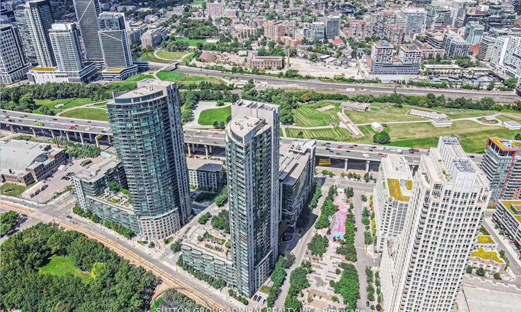 2601-215 Fort York Boulevard