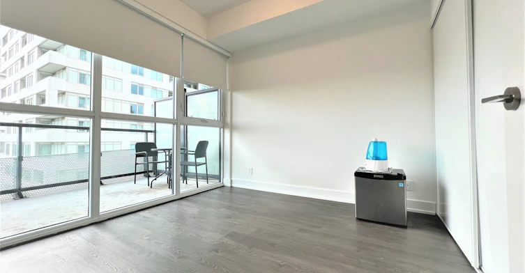 1105-11 Lillian Street, Toronto, ON, M4S 0C3 - 2