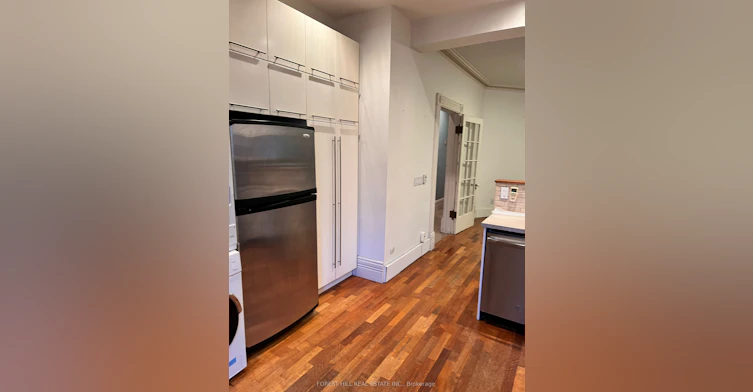 9 Wales Avenue, Toronto, ON, M5T 1J2 - 7