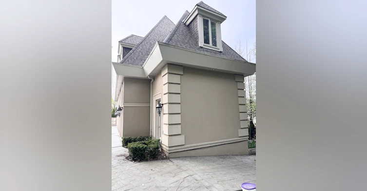 Coach house-52C Post Road, Toronto, ON, M3B 1H8 - 2