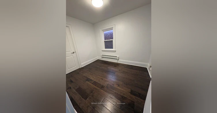 Main-3 Lanark Avenue, Toronto, ON, M6C 2B2 - 20