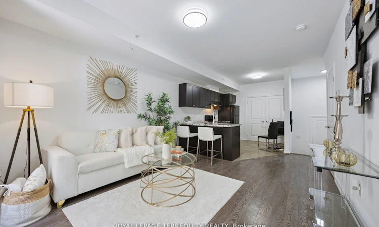 Th27-39 Drewry Avenue