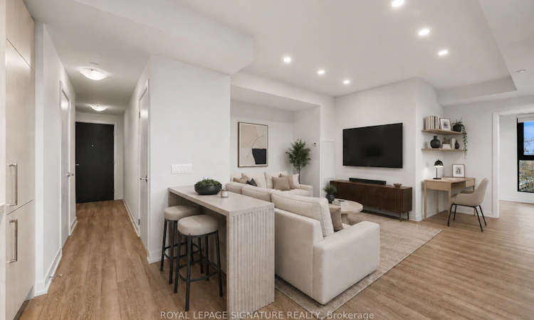 609-250 Lawrence Avenue W