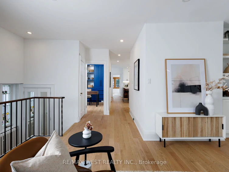 311 St Clair Avenue E, Toronto, ON, M4T 1P3 - 23