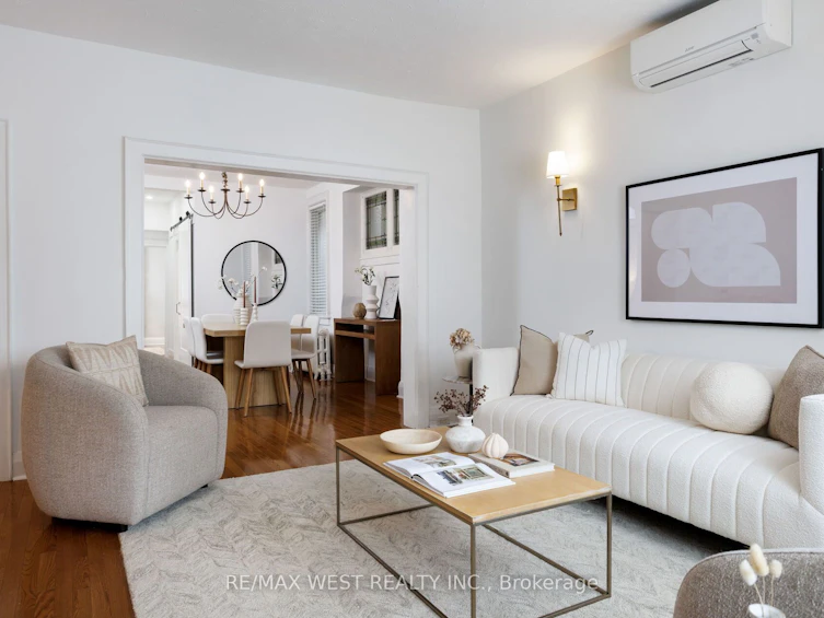 311 St Clair Avenue E, Toronto, ON, M4T 1P3 - 8