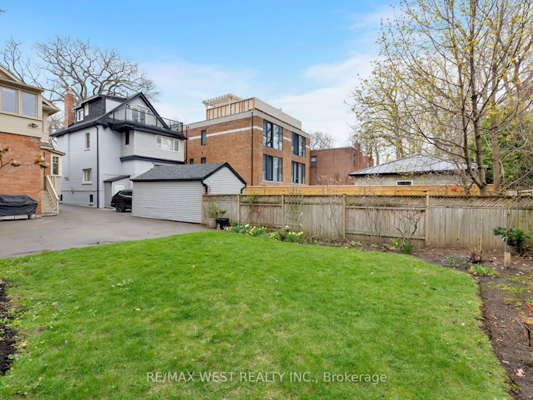 311 St Clair Avenue E, Toronto, ON, M4T 1P3 - 38