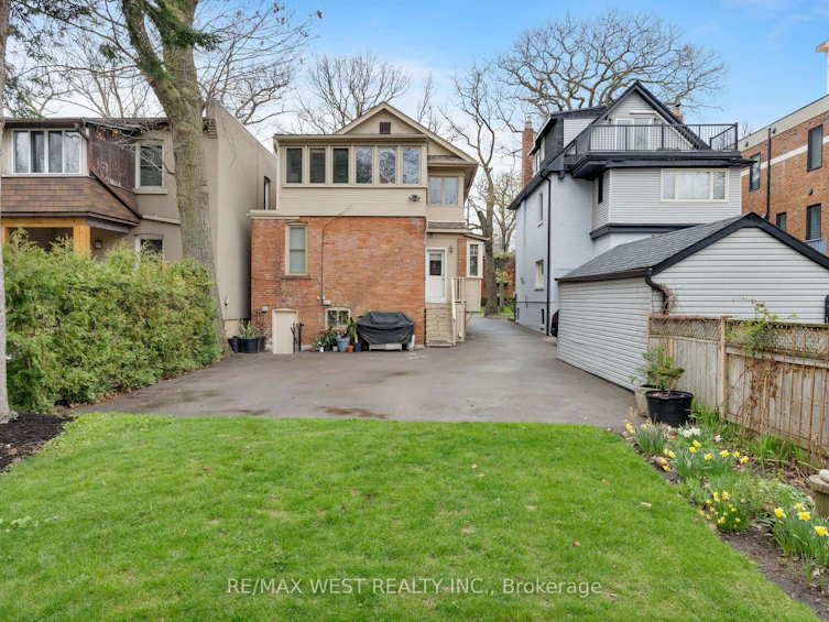 311 St Clair Avenue E, Toronto, ON, M4T 1P3 - 36