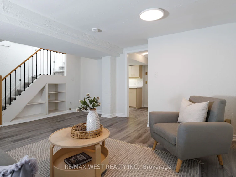 311 St Clair Avenue E, Toronto, ON, M4T 1P3 - 33