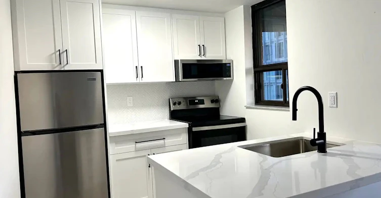 641-53 Mccaul Street, Toronto, ON, M5T 2W9 - 3