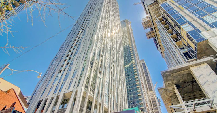 2611-1 Yorkville Avenue, Toronto, ON, M4W 1L1 - 2