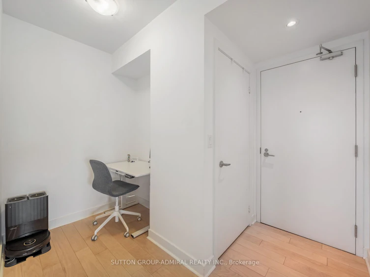 1202-58 Orchard View Boulevard, Toronto, ON, M4R 0A2 - 18