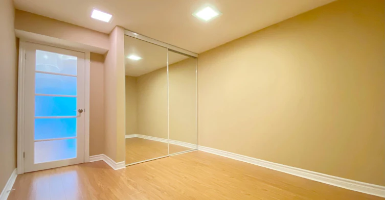 Lower-76 Clansman Boulevard, Toronto, ON, M2H 1X8 - 10