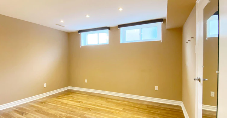 Lower-76 Clansman Boulevard, Toronto, ON, M2H 1X8 - 13