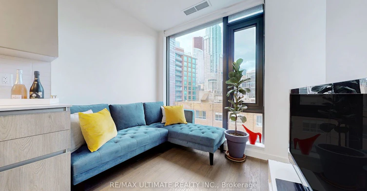 708-2A Church Street, Toronto, ON, M5E 0E1 - 3