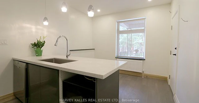 Main-488 Lansdowne Avenue, Toronto, ON, M6H 3Y3 - 4