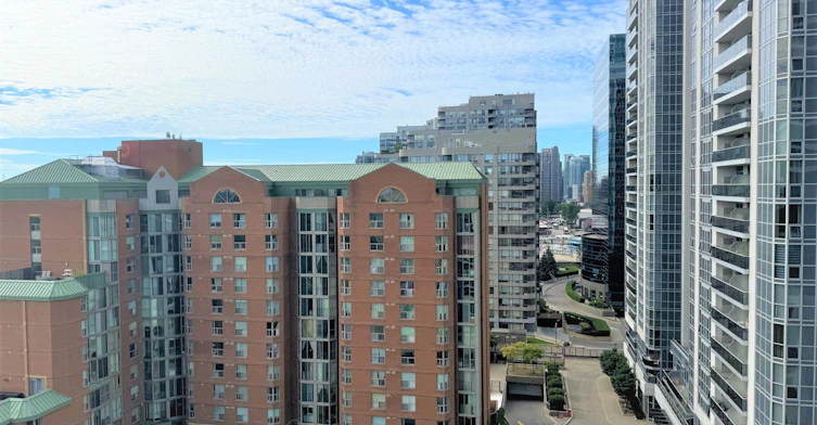 S1108-8 Olympic Garden Drive, Toronto, ON, M2M 0B9 - 11