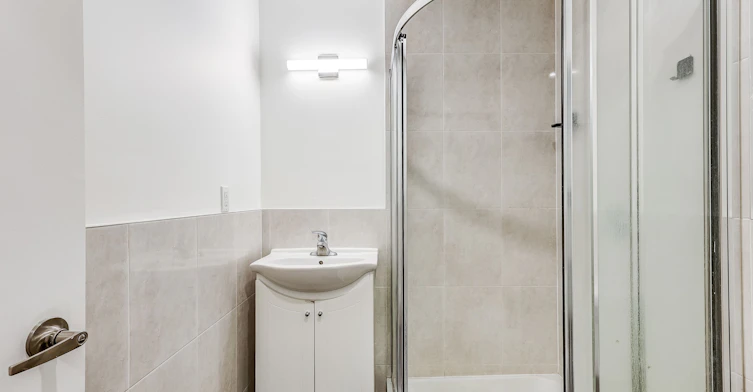 BSMT-588 Ossington Avenue, Toronto, ON, M6G 3T5 - 3