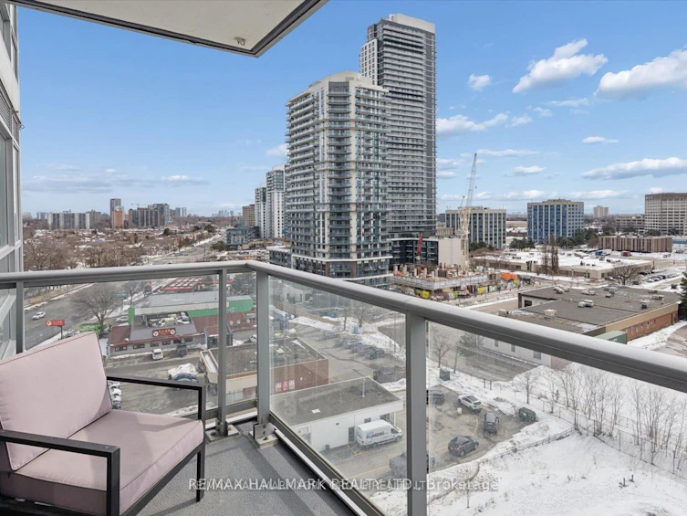 906-30 Herons Hill Way, Toronto, ON, M2J 0A7 - 28