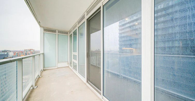 2102-19 Bathurst Street, Toronto, ON, M5V 0N2 - 9