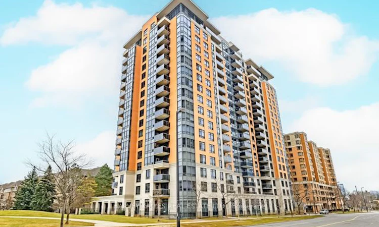 1209-880 Grandview Way