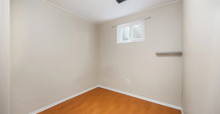 Bsmt-133 Shawnee Circle, Toronto, ON, M2H 2Y3 - 16