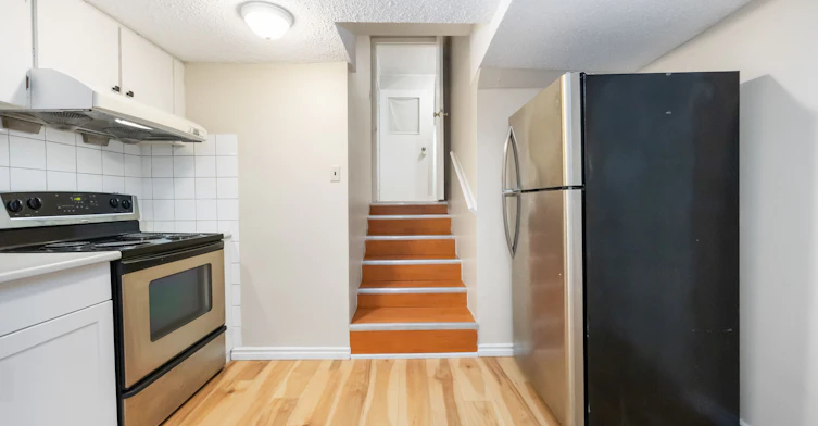Bsmt-133 Shawnee Circle, Toronto, ON, M2H 2Y3 - 8