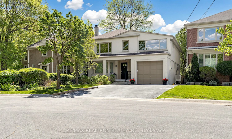 239 Sandringham Drive