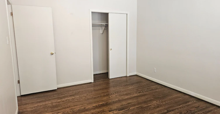 16 Donewen Court, Toronto, ON, M4A 1P8 - 25