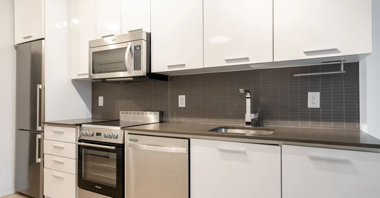 303-105 George Street, Toronto, ON, M5A 0L4 - 16