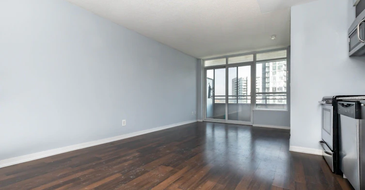 1604-38 Joe Shuster Way, Toronto, ON, M6K 0A4 - 4