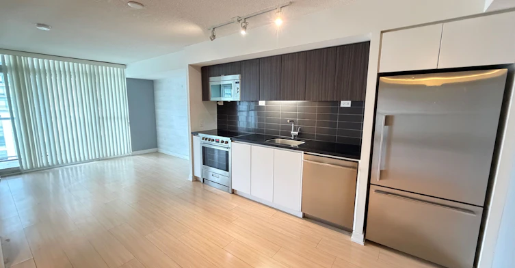 717-85 Queens Wharf Road, Toronto, ON, M5V 0J9 - 3