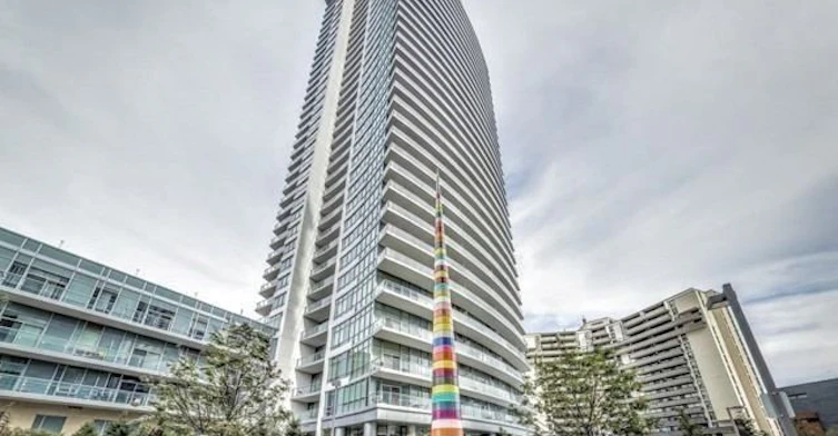 201-70 Forest Manor Road, Toronto, ON, M2J 0A9
