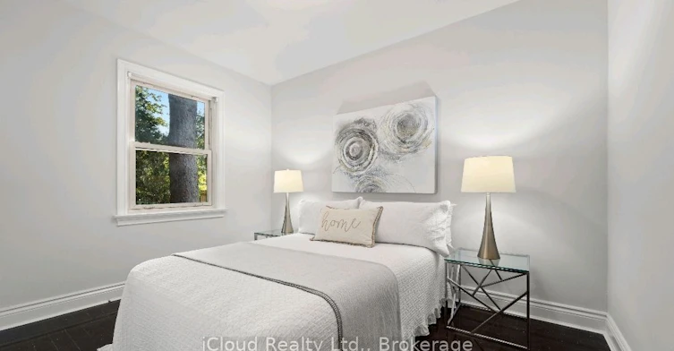 37 Collinson Boulevard, Toronto, ON, M3H 3C1 - 4