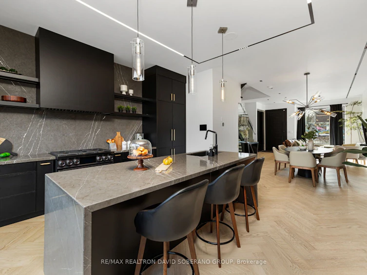 102 Ulster Street, Toronto, ON, M5S 1G1 - 14