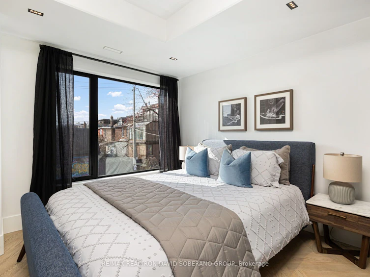 102 Ulster Street, Toronto, ON, M5S 1G1 - 23