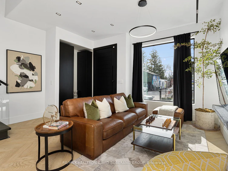 102 Ulster Street, Toronto, ON, M5S 1G1 - 7