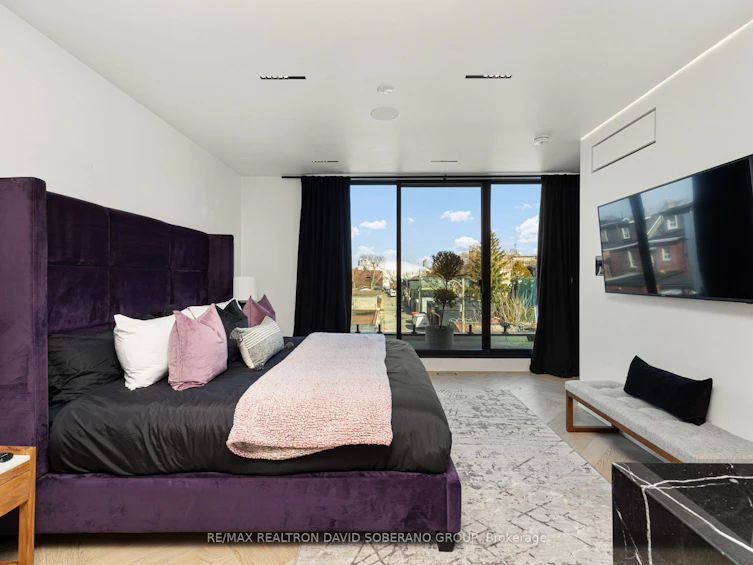 102 Ulster Street, Toronto, ON, M5S 1G1 - 27