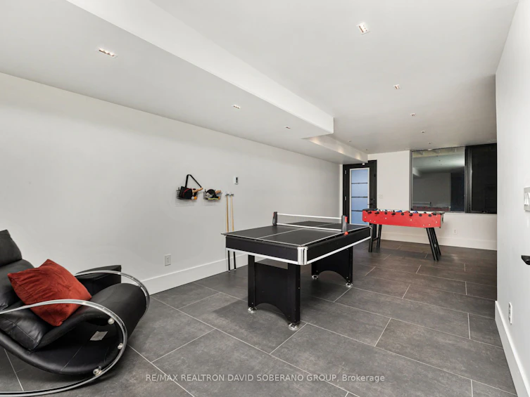 102 Ulster Street, Toronto, ON, M5S 1G1 - 37