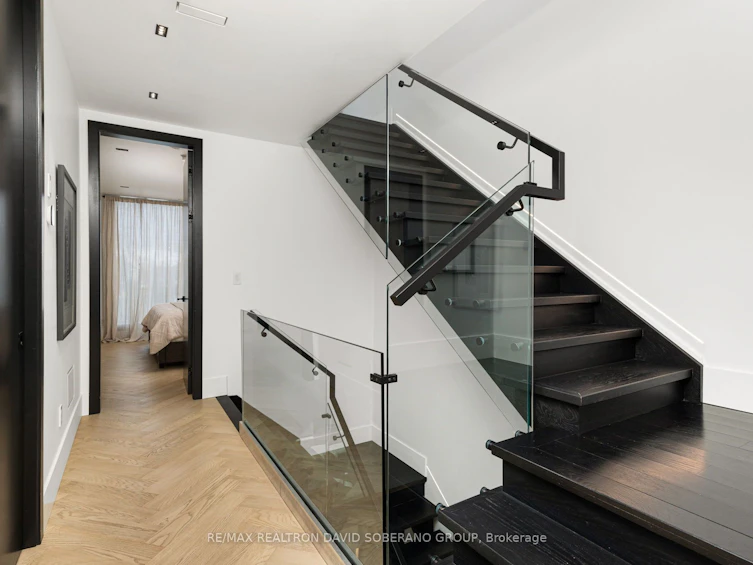 102 Ulster Street, Toronto, ON, M5S 1G1 - 22