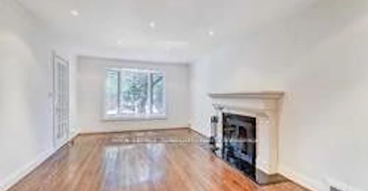 4 Blanchard Road, Toronto, ON, M4N 3L9 - 3