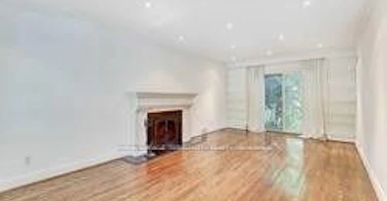 4 Blanchard Road, Toronto, ON, M4N 3L9 - 2
