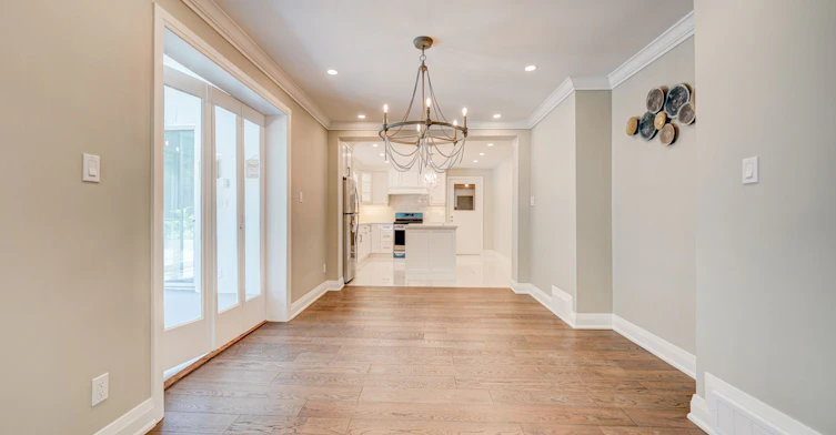 7 Knightswood Road, Toronto, ON, M4N 2G9 - 7