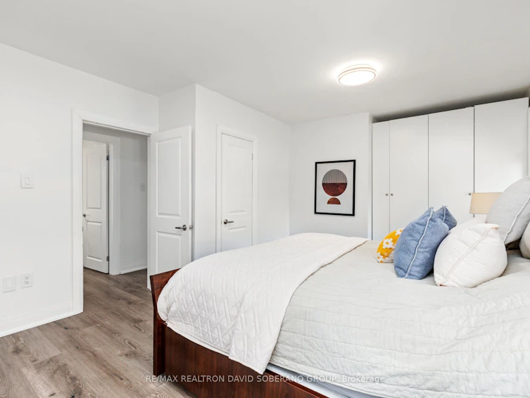 35 Almore Avenue, Toronto, ON, M3H 2G9 - 22