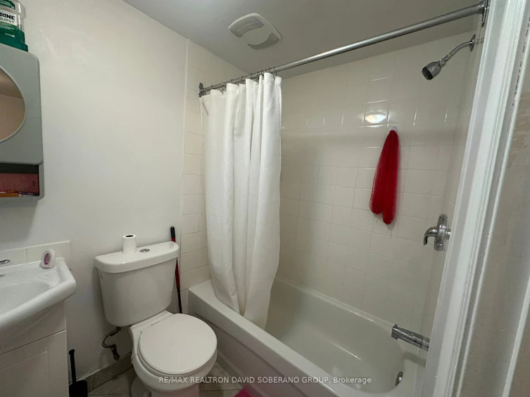 35 Almore Avenue, Toronto, ON, M3H 2G9 - 33