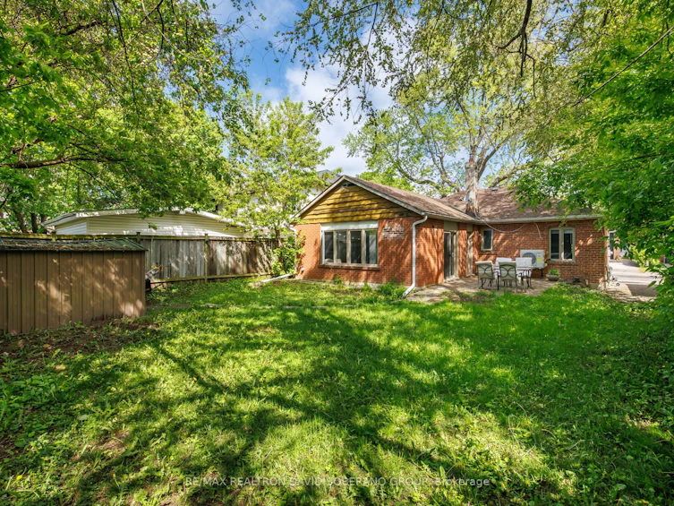 35 Almore Avenue, Toronto, ON, M3H 2G9 - 45