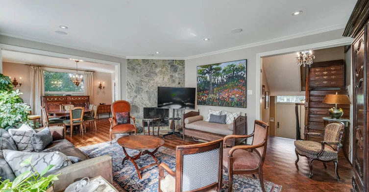 25 Clarendon Avenue, Toronto, ON, M4V 1H8 - 9