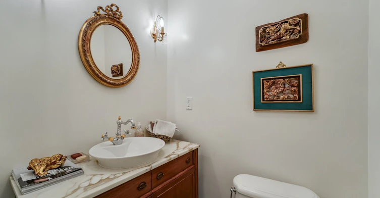 25 Clarendon Avenue, Toronto, ON, M4V 1H8 - 30